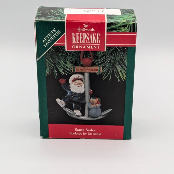 Hallmark Keepsake Santa Sailor 1991 Vintage Christmas Ornament - Picture 8 of 11